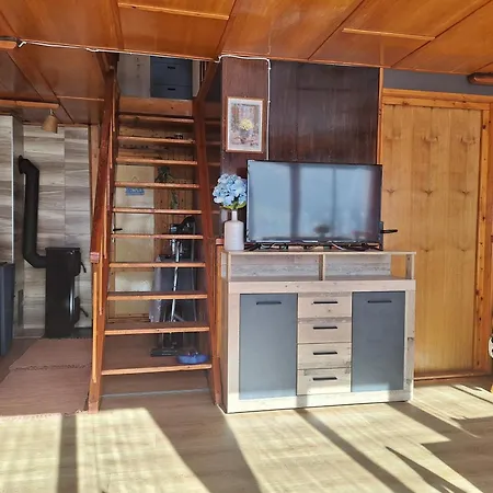 U Tří Borovic Chvalatice